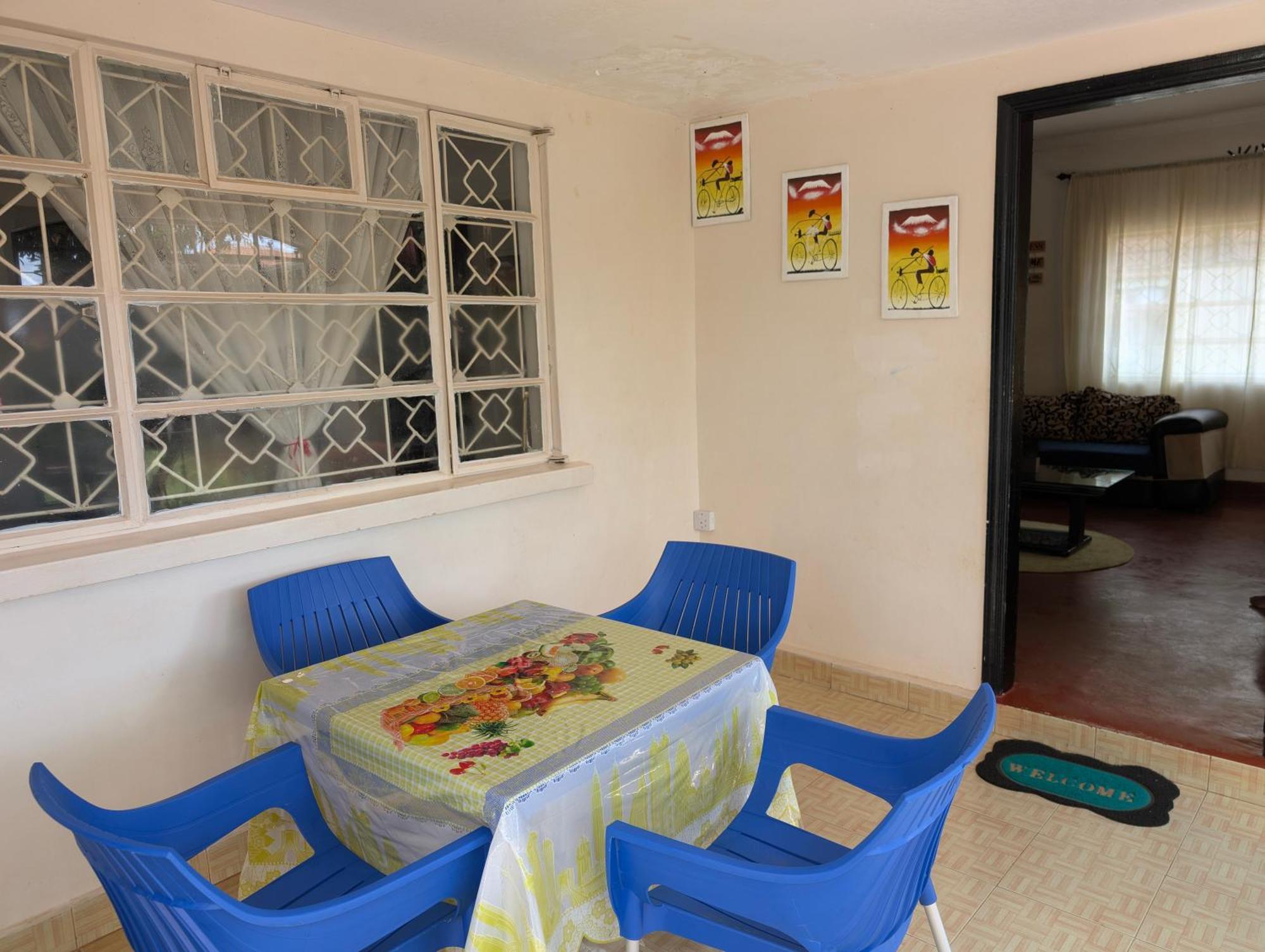 Dans Place Moshi Zewnętrze zdjęcie